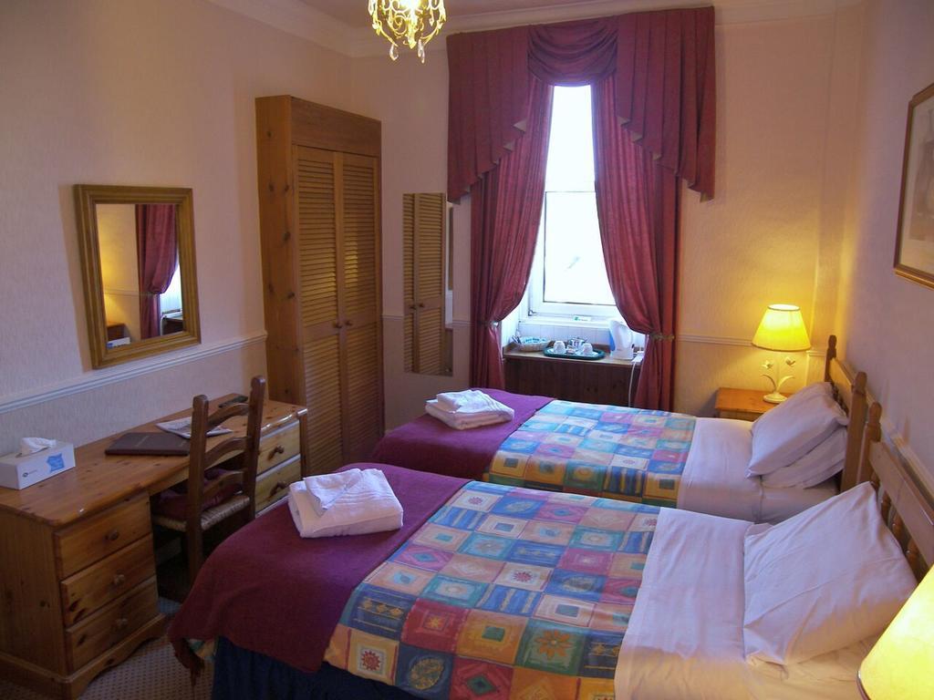 Bed and Breakfast Ardleigh House EDI Zimmer foto